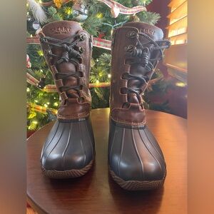 Sperry Syren Misty Duck Boot
Cableknit Sweater Cuff Top Fall Winter
Taylor Swift